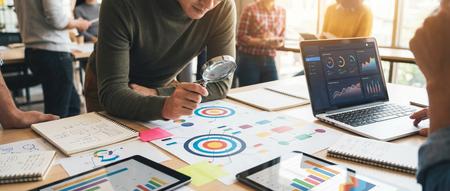 Gewinnbringende Nischen auswählen und Keyword-Recherche Gewinnbringende Nischen auswählen und Keyword-Recherche