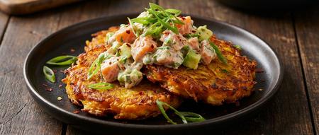 Kürbisrösti mit Lachs-Tatar Kürbisrösti mit Lachs-Tatar