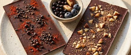 Zwei Variationen Gewürzschokolade Zwei Variationen Gewürzschokolade