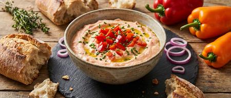 Pikanter Paprika-Joghurt-Dip Pikanter Paprika-Joghurt-Dip